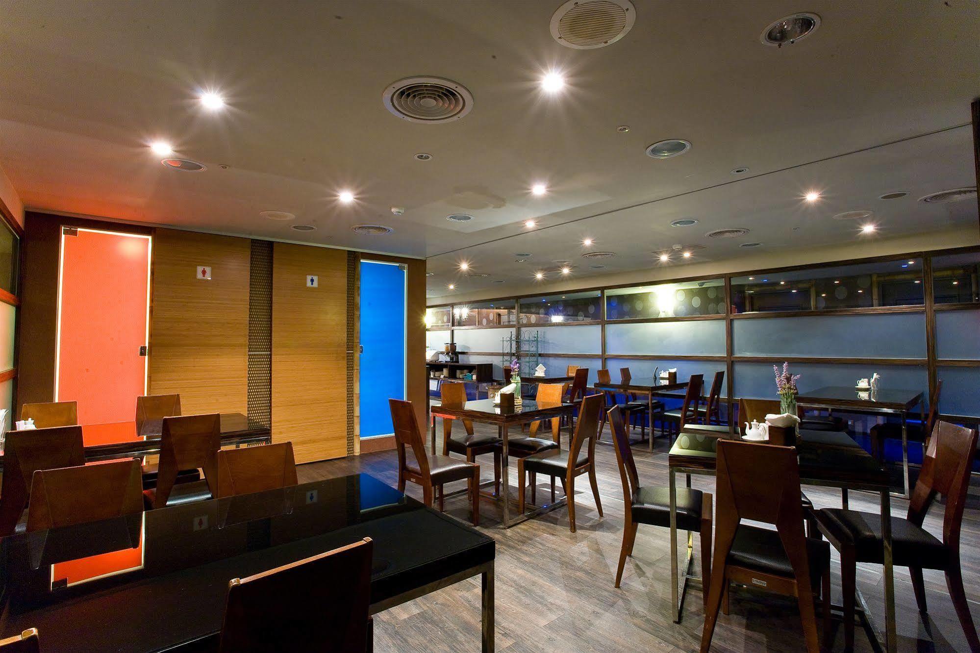 H.M.Hotel Хсинчу Сити Екстериор снимка